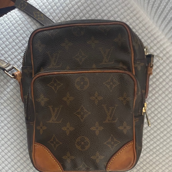 Louis Vuitton Monogram Brown Messenger Bag - Picture 1 of 14